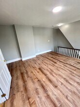 38 Brown St, Unit 38 in Waltham, MA - Building Photo - Building Photo