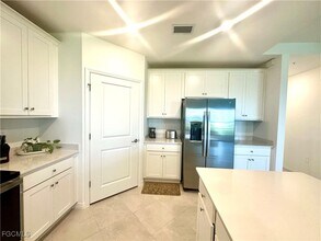 20610 Hazelnut Ct in Lehigh Acres, FL - Building Photo - Building Photo
