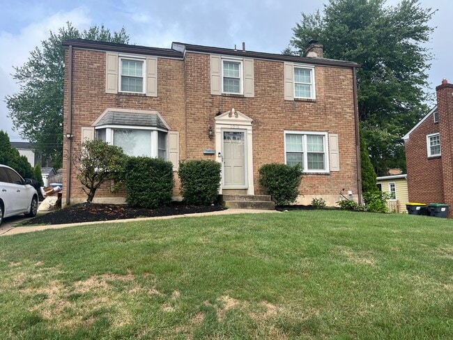 property at 2216 Thomas Rd