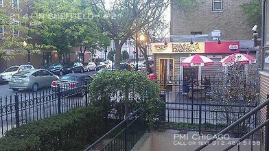 2141 N Sheffield Ave, Unit #2 in Chicago, IL - Building Photo - Building Photo