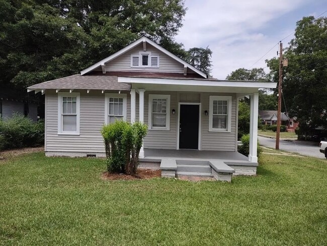 property at 2528 10th St