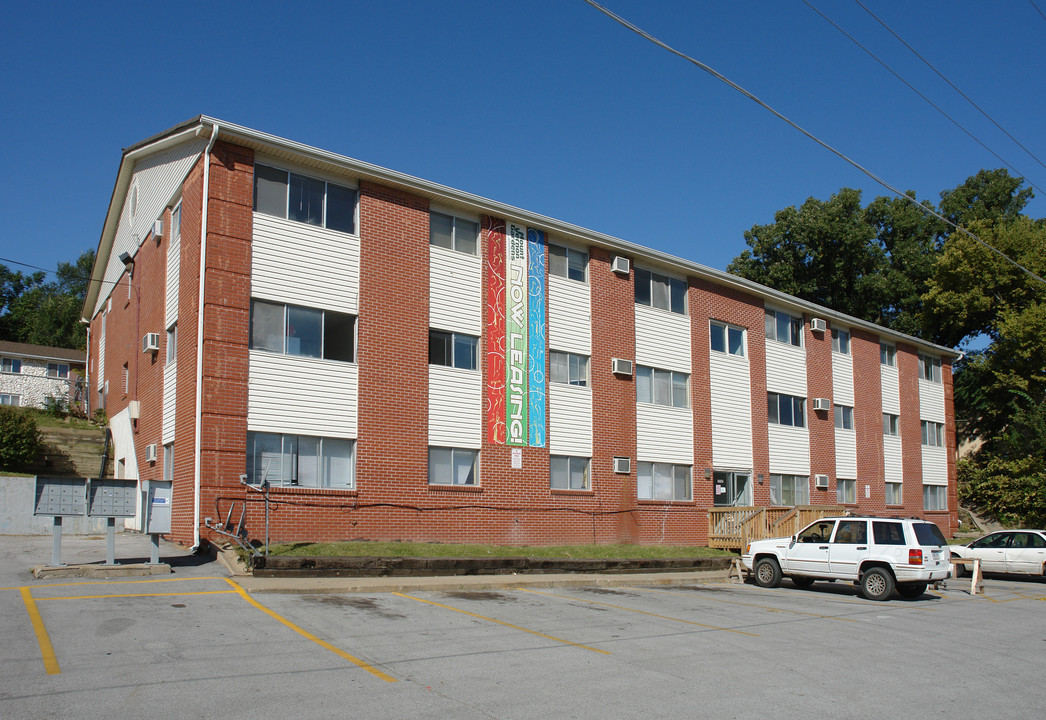 Mount Vernon Gardens Apartments in Omaha, NE - Building Photo