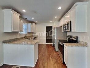 10704 Sandy Ct in Independence, KY - Building Photo - Building Photo