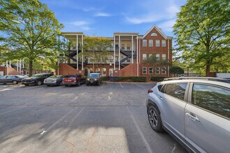 205 Westover Ave in Norfolk, VA - Building Photo - Building Photo