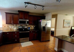 10 Blackfoot Ct in Palm Coast, FL - Building Photo - Building Photo