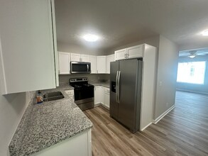 1506 Batts Blvd, Unit Unit 7 in Springfield, TN - Building Photo - Building Photo