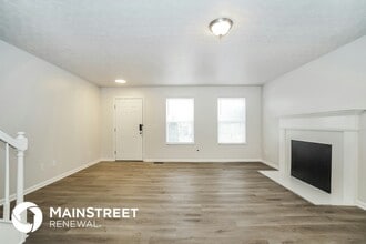 7287 Candlestone Dr in Reynoldsburg, OH - Foto de edificio - Building Photo