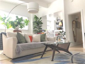 1246 N Sweetzer Ave in West Hollywood, CA - Building Photo