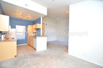 9600 N 96th St-Unit -APT 211 in Scottsdale, AZ - Building Photo - Building Photo