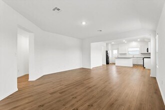 104 Winged Foot Ct in San Marcos, TX - Building Photo - Building Photo