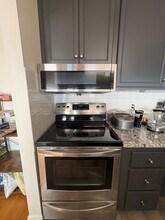 1643 Cambridge St in Cambridge, MA - Foto de edificio - Building Photo