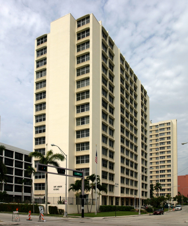 St Andrews Residence Of Palm Beach in West Palm Beach, FL - Building Photo