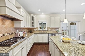 1316 Hawthorn Dr in Severn, MD - Building Photo - Building Photo