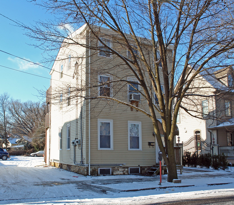 30 Ellis St in Haddonfield, NJ - Foto de edificio