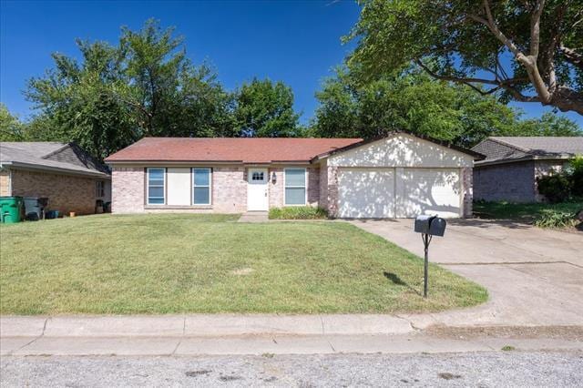 5709 Denise Dr in Haltom City, TX - Building Photo - Building Photo