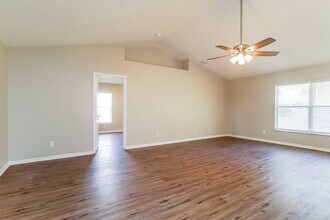 2014 Southern Oak Loop in Minneola, FL - Building Photo - Building Photo