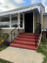 6814 Waite Dr in San Diego, CA - Building Photo - Building Photo