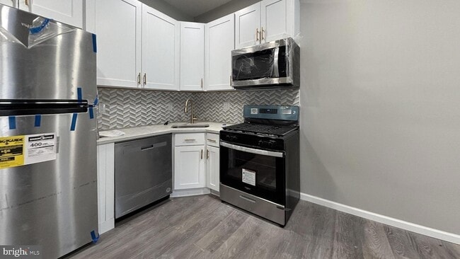 property at 1433 S 32nd St