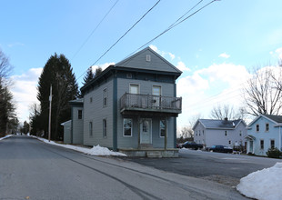 164 Maple Ave in Ballston Spa, NY - Building Photo - Building Photo