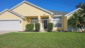 6738 Ashbury Dr in Lakeland, FL - Building Photo