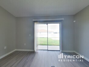 3661 Braeden Ct in Middleburg, FL - Building Photo - Building Photo