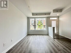 643 Makwa Private in Ottawa, ON - Building Photo - Building Photo