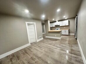 320 Grant St in Aberdeen, WA - Building Photo - Building Photo