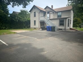 759 Main St in Newington, CT - Building Photo - Building Photo