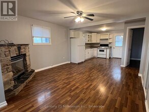 219 Spruce St in Collingwood, ON - Building Photo - Building Photo