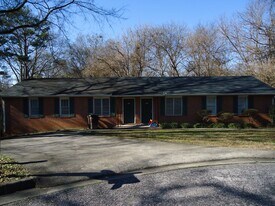 8629 N Anna Way in Douglasville, GA - Building Photo