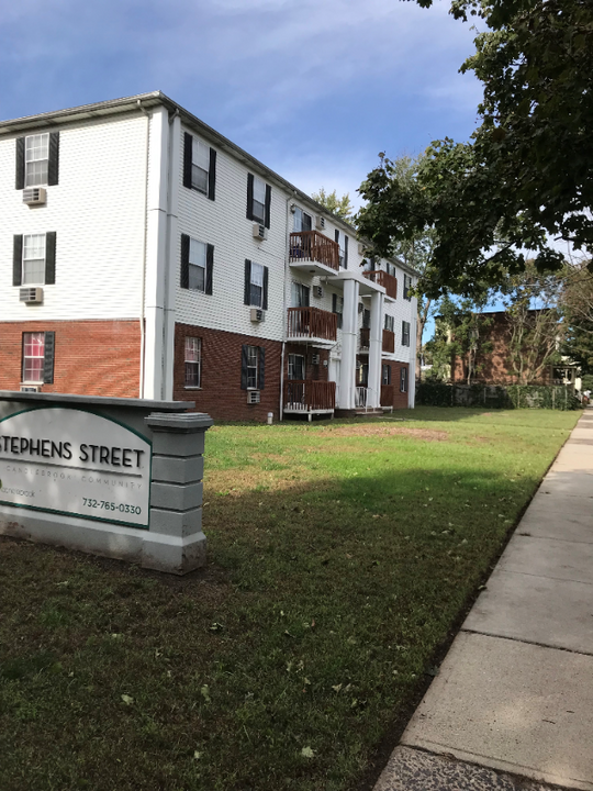 213 Stephens St in Belleville, NJ - Building Photo