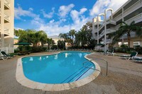 6102 Seawall Blvd - 20