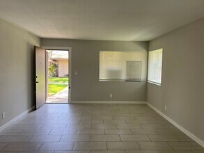 1352 W San Ysidro Blvd in San Diego, CA - Building Photo - Building Photo