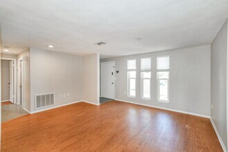 4308 Chipmunk Dr in New Port Richey, FL - Building Photo - Building Photo