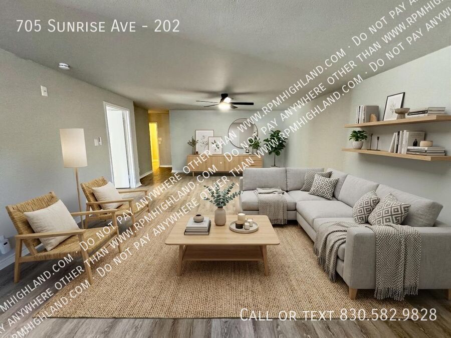 705 Sunrise Ave in Sunrise Beach Village, TX - Building Photo