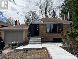 65 Maywood Park in Toronto, ON - Building Photo