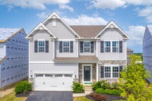 7576 Bullseye Dr in Canal Winchester, OH - Building Photo