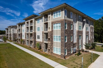 Reserve at Glen Laurel in Clayton, NC - Building Photo - Building Photo