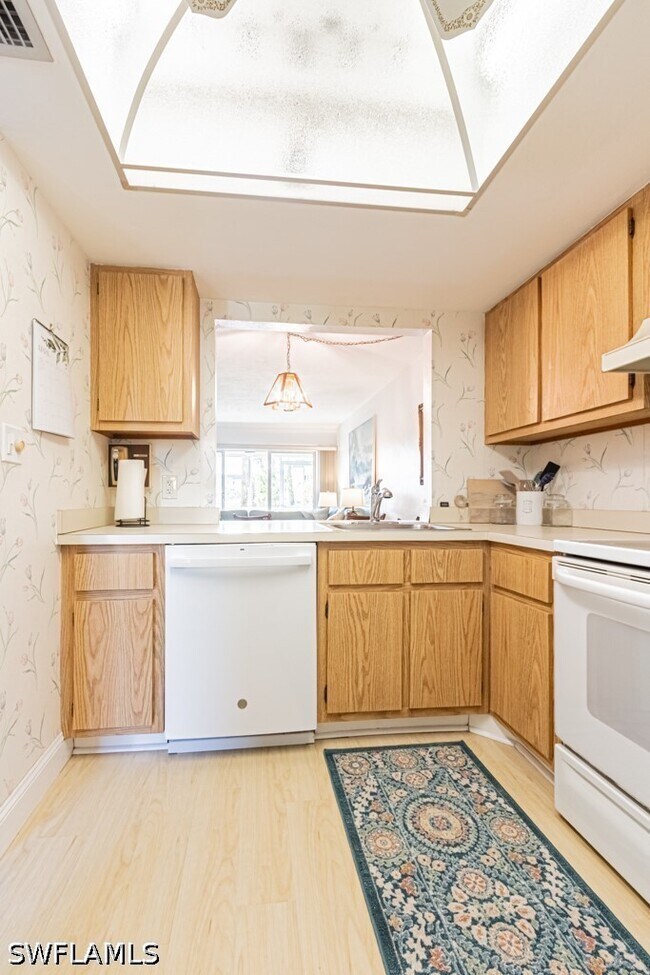 property at 1022 Manatee Rd