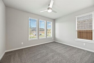 431 Yellow Dandelion Ln in Richmond, TX - Building Photo - Building Photo