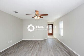 9013 Sun Haven Way in Fort Worth, TX - Building Photo - Building Photo