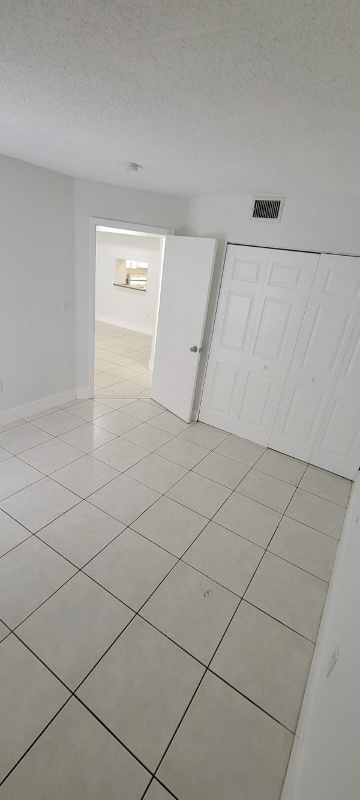 8215 SW 152nd Ave in Miami, FL - Building Photo - Building Photo