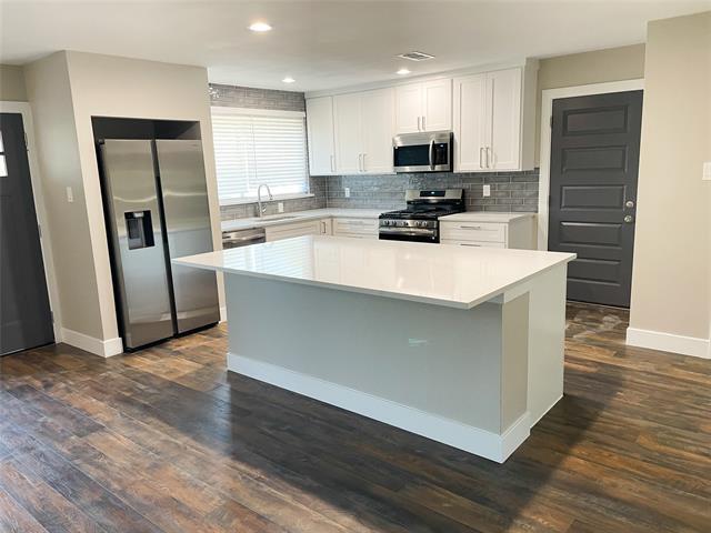 property at 3708 Cranston Ct E