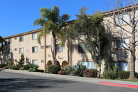 Bay Park Terrace in San Diego, CA - Building Photo - Building Photo