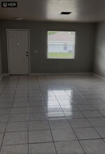 2901 Owen Ave S in Lehigh Acres, FL - Building Photo - Building Photo