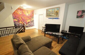 25 Pratt St, Unit 2 in Boston, MA - Building Photo - Building Photo