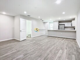 3821 SW 43rd Ct, Unit 407 in Ocala, FL - Building Photo