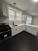 1110 W Marquette Rd in Chicago, IL - Building Photo