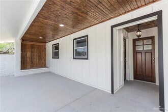 10701 N Ware Rd in McAllen, TX - Building Photo - Building Photo