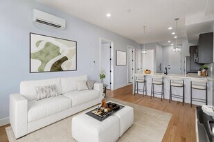 Crystal Cambridge in Jersey City, NJ - Building Photo